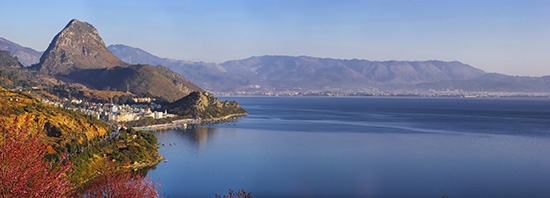 碧水藍(lán)天撫仙湖