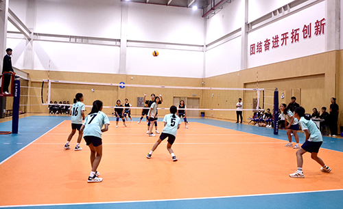 “勤鍛煉”青少年（學生）排球賽舉行.jpg