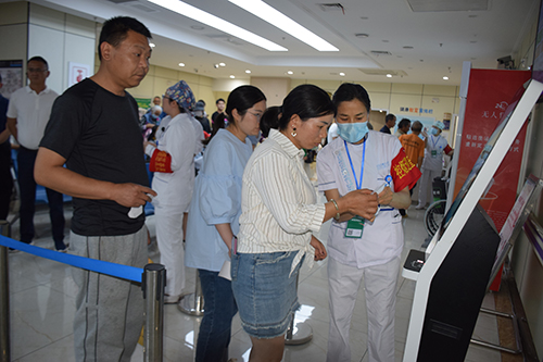 就醫(yī)環(huán)境更友好 診療服務(wù)更便捷.jpg