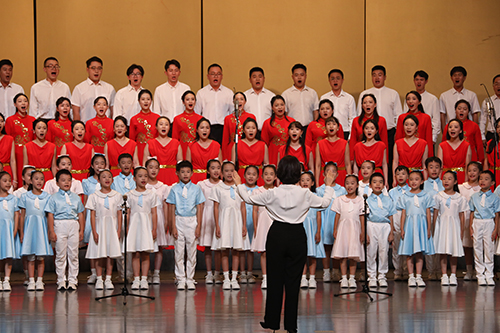 2024年“聶耳杯 ”中小學合唱展演暨教師節合唱音樂會舉行.jpg