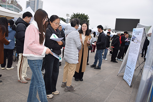 崗位送到“家門口” 勞務(wù)協(xié)作拓寬就業(yè)路.jpg 崗位送到“家門口” 勞務(wù)協(xié)作拓寬就業(yè)路.jpg