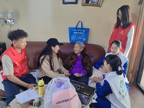 入戶叩響幸福門 志愿服務暖人心.jpg