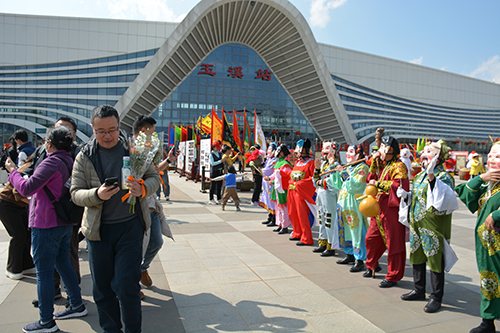 玉溪火力全開助燃中超讓“流量”變“留量”.jpg 玉溪火力全開助燃中超讓“流量”變“留量”.jpg