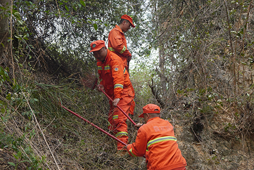 加強巡查防護 助力“無火清明”.jpg