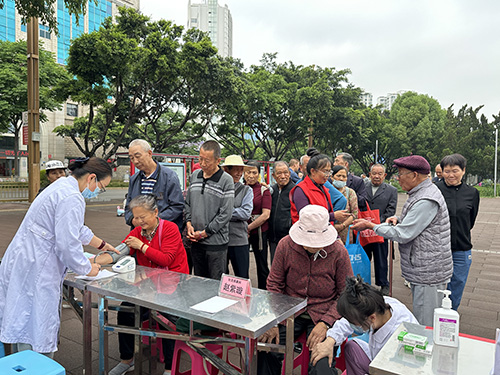 致敬勞動者 義診暖人心.jpg 致敬勞動者 義診暖人心.jpg