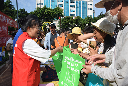 廣場社區推進節約理念融入居民生活.jpg 廣場社區推進節約理念融入居民生活.jpg