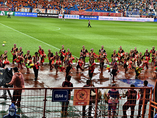 2萬余名球迷共饗非遺盛宴.jpg 2萬余名球迷共饗非遺盛宴.jpg