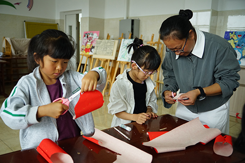 玉溪市暑假少兒文藝公益培訓班落幕.jpg 玉溪市暑假少兒文藝公益培訓班落幕.jpg