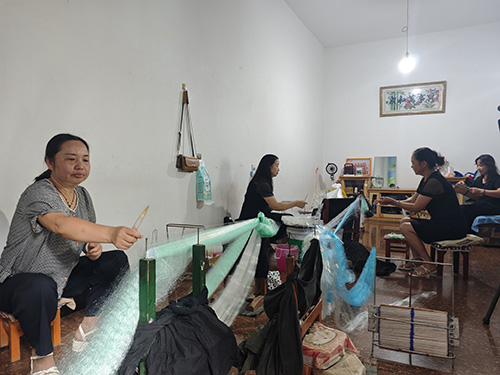 ——江川區(qū)全力推動沿湖群眾就地就近就業(yè).jpg ——江川區(qū)全力推動沿湖群眾就地就近就業(yè).jpg