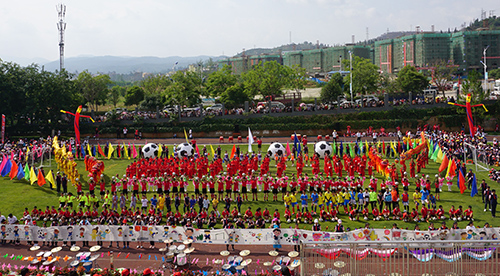 破解“千校一面” 激活內生動力.jpg 破解“千校一面” 激活內生動力.jpg