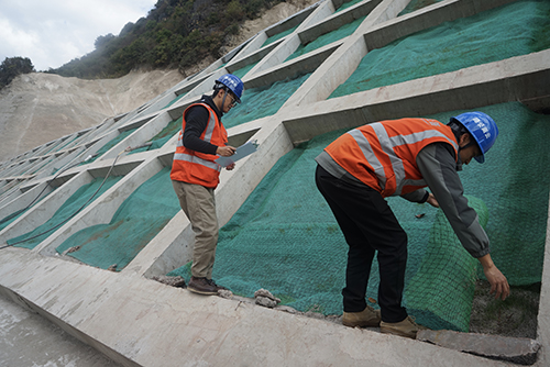 G357線華寧境內災害防治及安全提升改造工程完工.jpg G357線華寧境內災害防治及安全提升改造工程完工.jpg