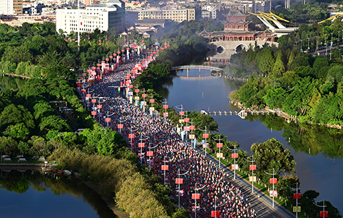 從“賽場(chǎng)熱度”到“城市溫度”3.jpg 從“賽場(chǎng)熱度”到“城市溫度”3.jpg