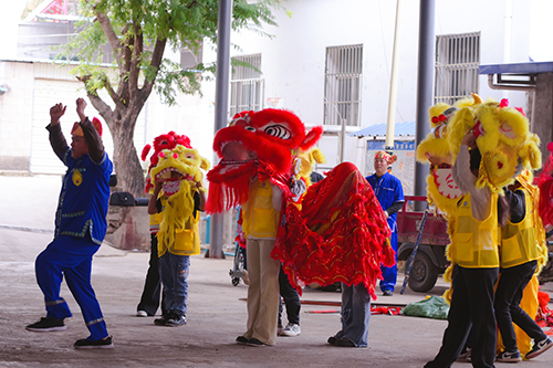 冬令營里“舞”非遺 傳承文化添自信.jpg