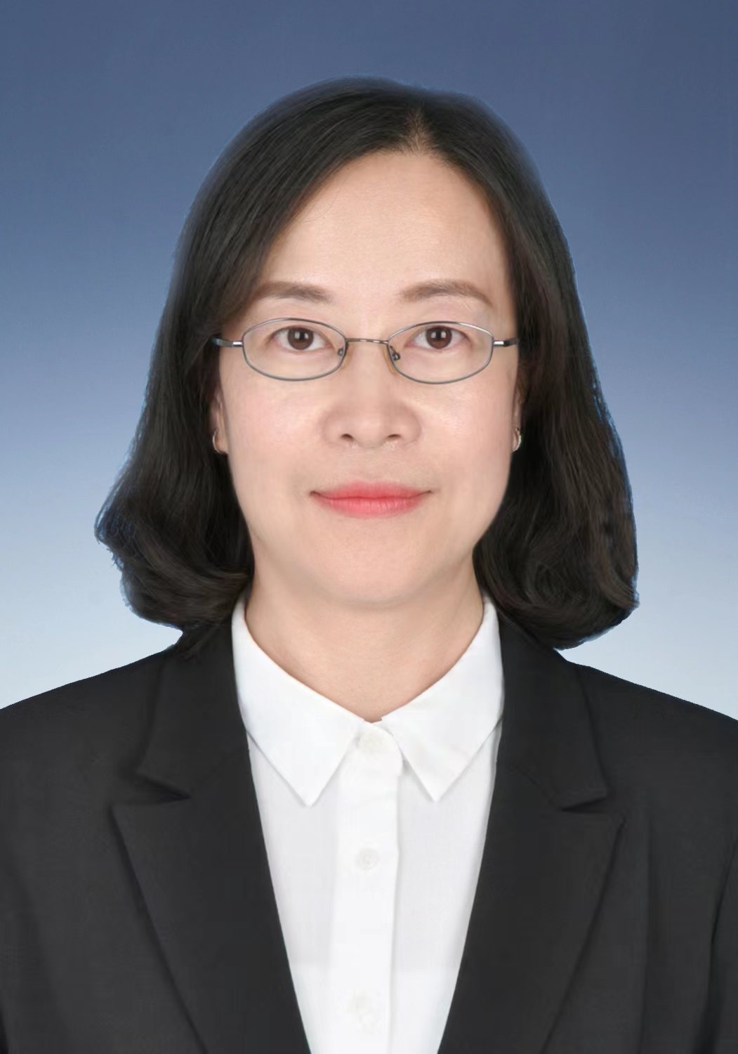 祁虹.jpg 祁虹.jpg